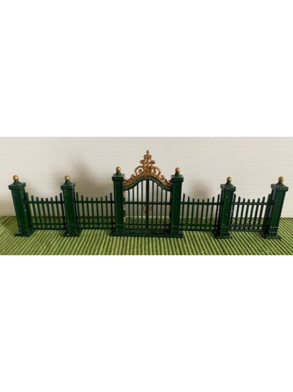 Heritage Village Wrought Iron Gate & Fence Depart 56 9-Piece Set Green 55140